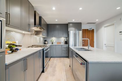 4477-hastings-street-vancouver-heights-burnaby-north-05