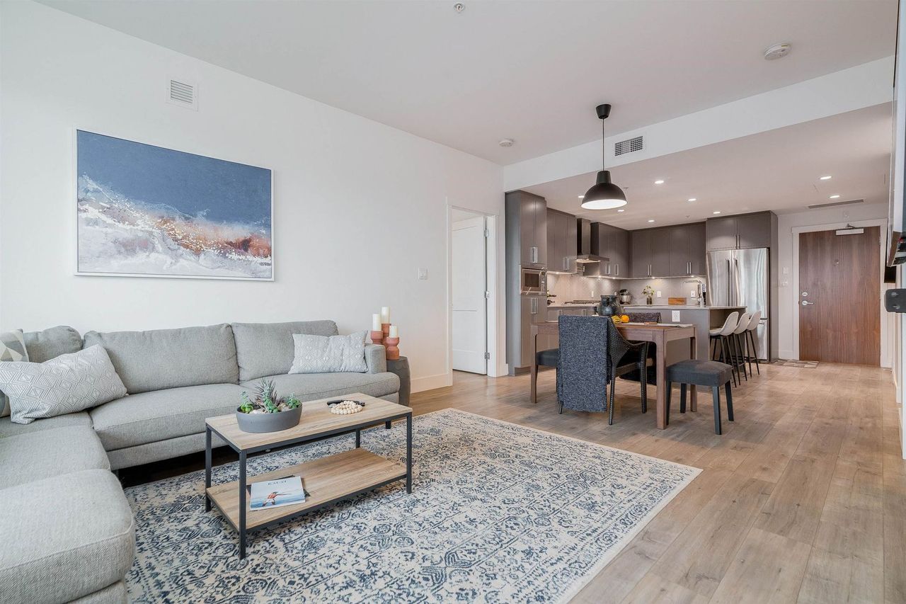 407 - 4477 Hastings Street, Vancouver Heights, Burnaby North