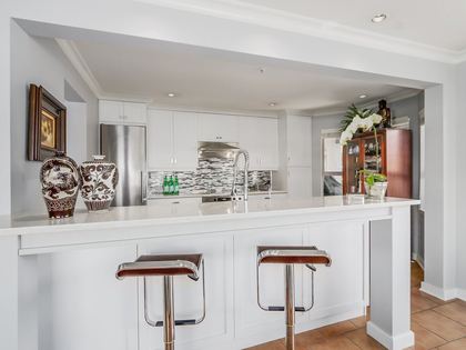 1859-spyglass-place-false-creek-vancouver-west-05