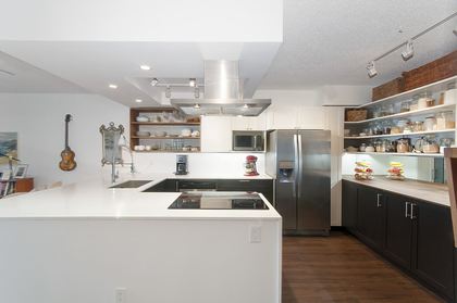 4323-gallant-avenue-deep-cove-north-vancouver-02