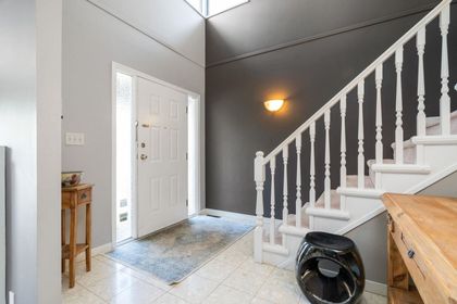 3430-mahon-avenue-upper-lonsdale-north-vancouver-02