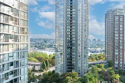 1372-seymour-street-downtown-vw-vancouver-west-01