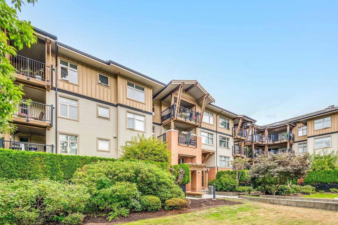 213 - 300 Klahanie Drive, Port Moody Centre, Port Moody 