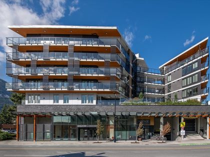 1365-pemberton-avenue-downtown-sq-squamish-03