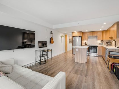 1365-pemberton-avenue-downtown-sq-squamish-05