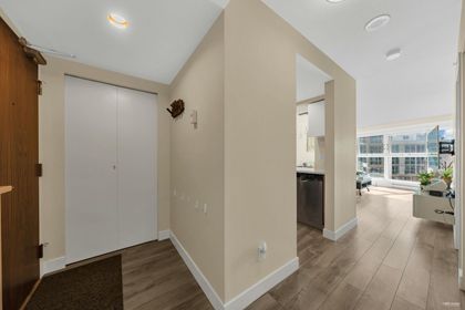 1323-homer-street-yaletown-vancouver-west-03
