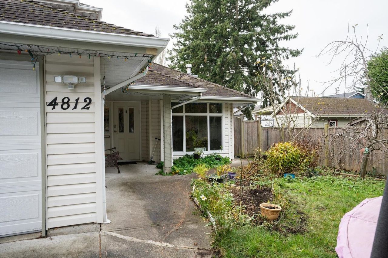 4812 Glendale Avenue, Ladner Elementary, Ladner