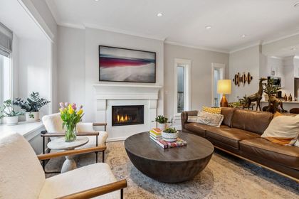 625-e-4th-street-queensbury-north-vancouver-02
