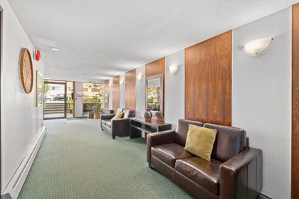 134-w-20th-street-central-lonsdale-north-vancouver-23