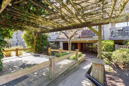 251-w-4th-street-lower-lonsdale-north-vancouver-03