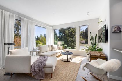 2632-library-lane-lynn-valley-north-vancouver-01