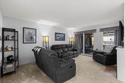 900-w-17th-street-mosquito-creek-north-vancouver-03