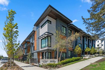 528-e-2nd-street-lower-lonsdale-north-vancouver-01