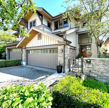 555-raven-woods-drive-roche-point-north-vancouver-02