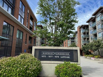 1673-lloyd-avenue-pemberton-nv-north-vancouver-01