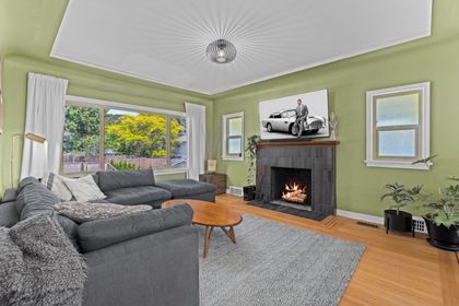 778-e-29th-street-princess-park-north-vancouver-03