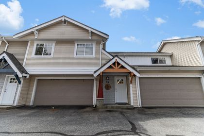 1821-willow-crescent-garibaldi-estates-squamish-01