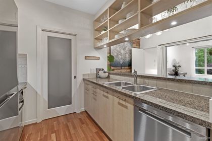 530-raven-woods-drive-roche-point-north-vancouver-04