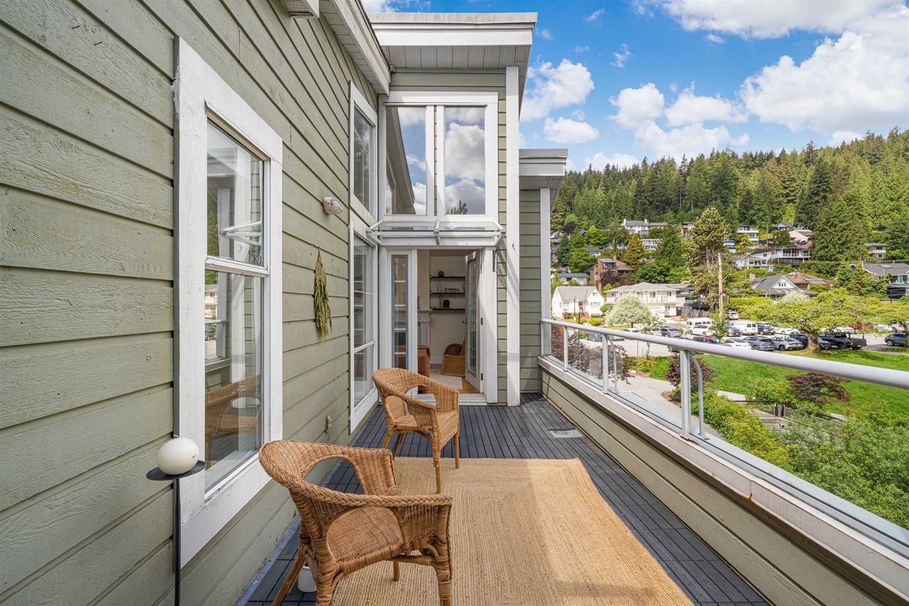 4390-gallant-avenue-deep-cove-north-vancouver-30 at 302 - 4390 Gallant Avenue, Deep Cove, North Vancouver 4390-gallant-avenue-deep-cove-north-vancouver-30 at 302 - 4390 Gallant Avenue, Deep Cove, North Vancouver