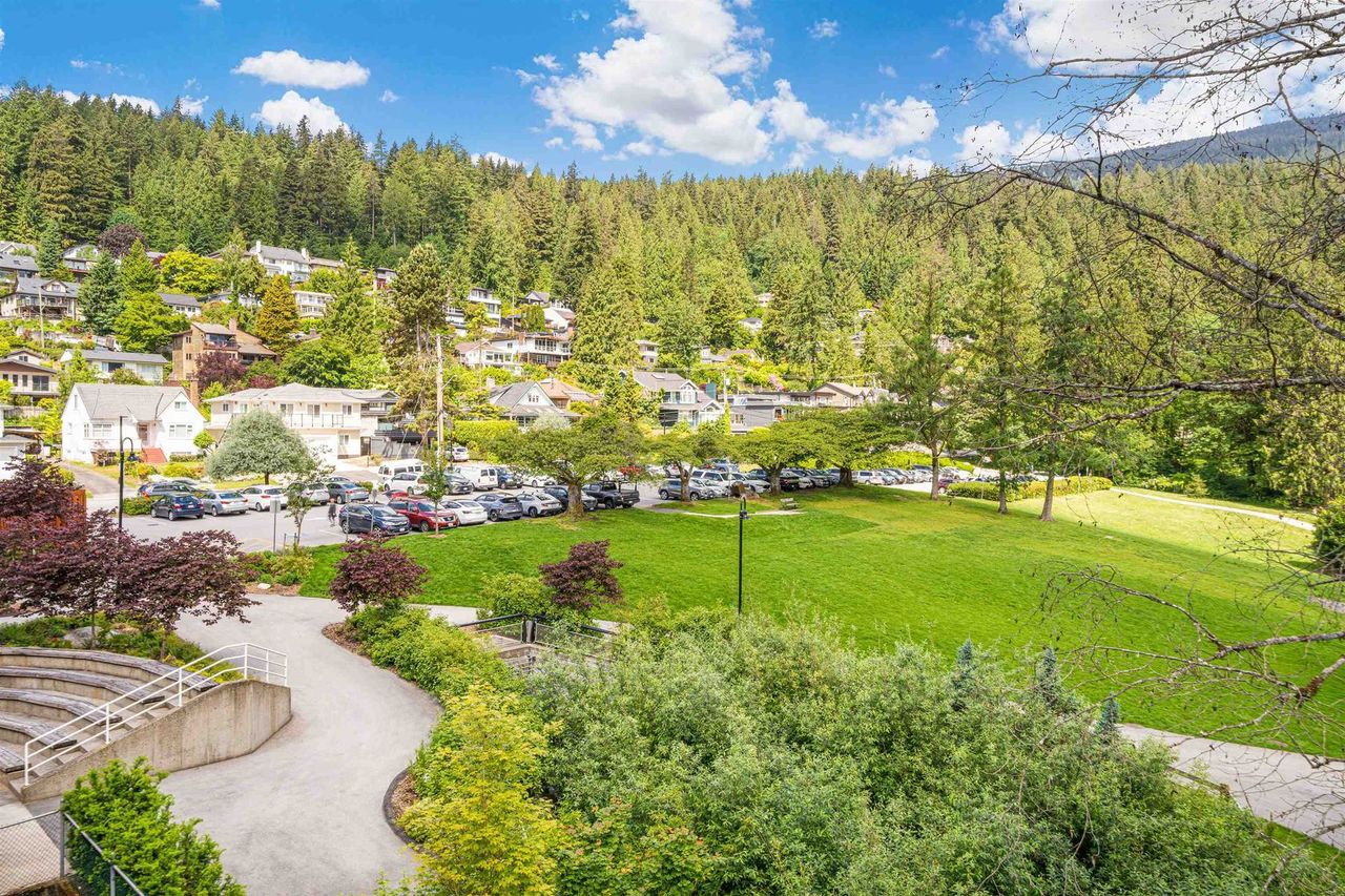 4390-gallant-avenue-deep-cove-north-vancouver-36 at 302 - 4390 Gallant Avenue, Deep Cove, North Vancouver 4390-gallant-avenue-deep-cove-north-vancouver-36 at 302 - 4390 Gallant Avenue, Deep Cove, North Vancouver