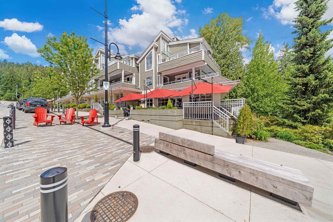 4390-gallant-avenue-deep-cove-north-vancouver-39 at 302 - 4390 Gallant Avenue, Deep Cove, North Vancouver 4390-gallant-avenue-deep-cove-north-vancouver-39 at 302 - 4390 Gallant Avenue, Deep Cove, North Vancouver