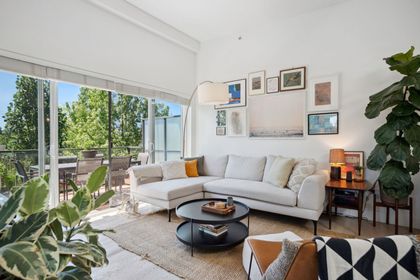 1661-e-2nd-avenue-grandview-woodland-vancouver-east-02
