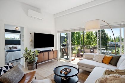 1661-e-2nd-avenue-grandview-woodland-vancouver-east-05