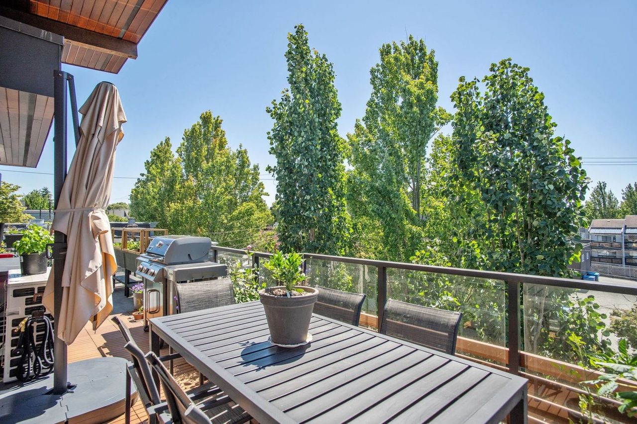 1661-e-2nd-avenue-grandview-woodland-vancouver-east-15 at 402 - 1661 E 2nd Avenue, Grandview Woodland, Vancouver East 1661-e-2nd-avenue-grandview-woodland-vancouver-east-15 at 402 - 1661 E 2nd Avenue, Grandview Woodland, Vancouver East