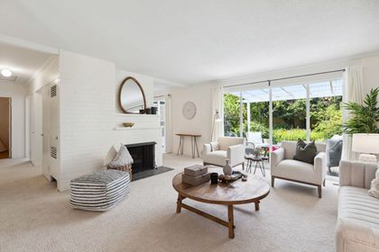 1150-beechwood-crescent-norgate-north-vancouver-01