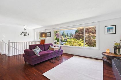 4575-glenwood-avenue-canyon-heights-nv-north-vancouver-04