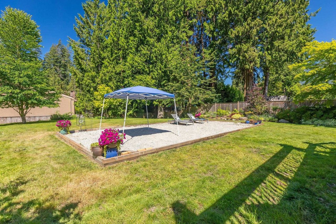 4575-glenwood-avenue-canyon-heights-nv-north-vancouver-12 at 4575 Glenwood Avenue, Canyon Heights NV, North Vancouver 4575-glenwood-avenue-canyon-heights-nv-north-vancouver-12 at 4575 Glenwood Avenue, Canyon Heights NV, North Vancouver