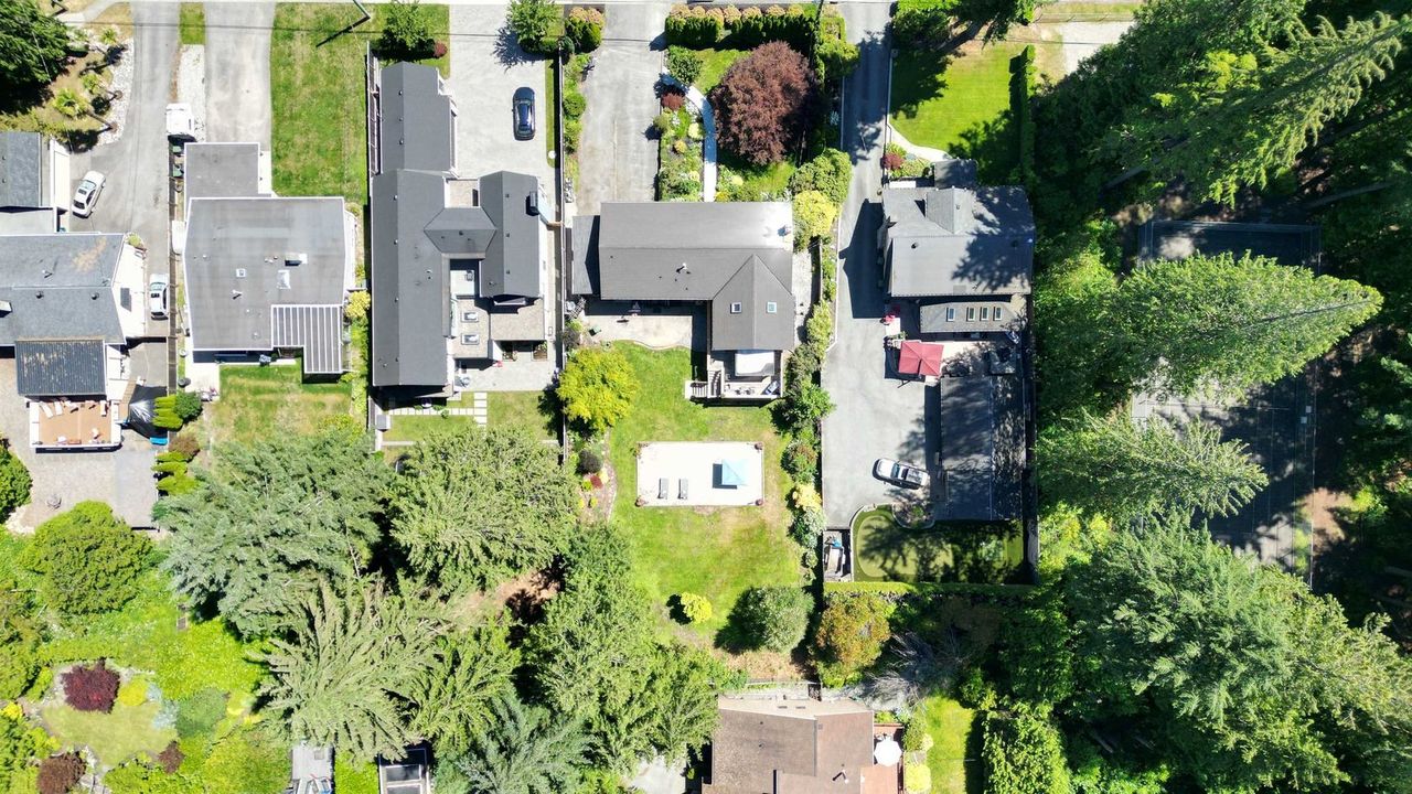 4575-glenwood-avenue-canyon-heights-nv-north-vancouver-28 at 4575 Glenwood Avenue, Canyon Heights NV, North Vancouver 4575-glenwood-avenue-canyon-heights-nv-north-vancouver-28 at 4575 Glenwood Avenue, Canyon Heights NV, North Vancouver