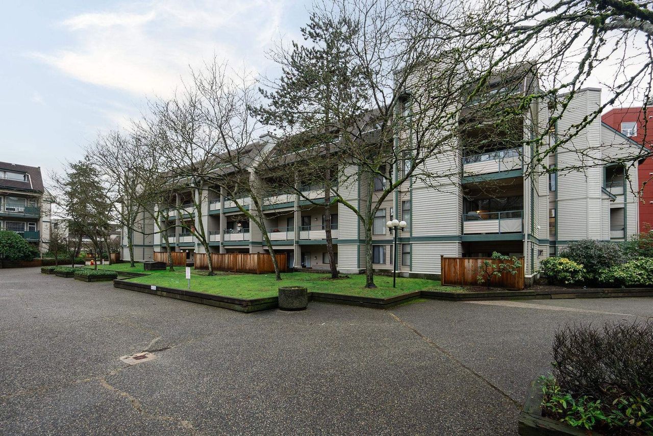 2915-glen-drive-north-coquitlam-coquitlam-31 at 118 - 2915 Glen Drive, North Coquitlam, Coquitlam 2915-glen-drive-north-coquitlam-coquitlam-31 at 118 - 2915 Glen Drive, North Coquitlam, Coquitlam
