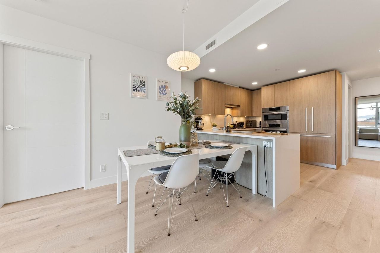 408 - 1210 E 27th Street, Lynn Valley, North Vancouver
