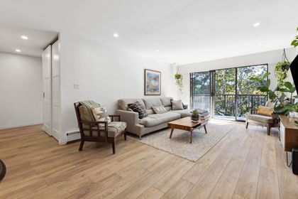 1385-draycott-road-lynn-valley-north-vancouver-03
