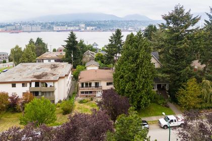 2425-trinity-street-hastings-sunrise-vancouver-east-02