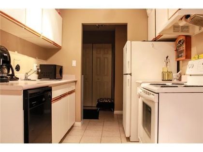780-premier-street-lynnmour-north-vancouver-02