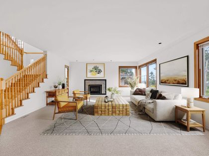 2740-chesterfield-avenue-upper-lonsdale-north-vancouver-01