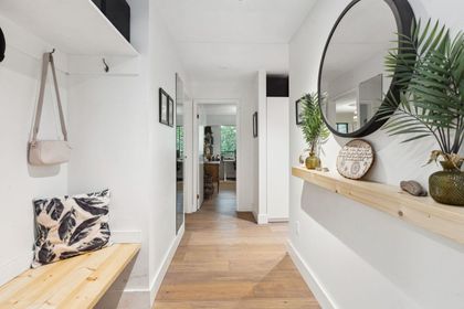 1385-draycott-road-lynn-valley-north-vancouver-01