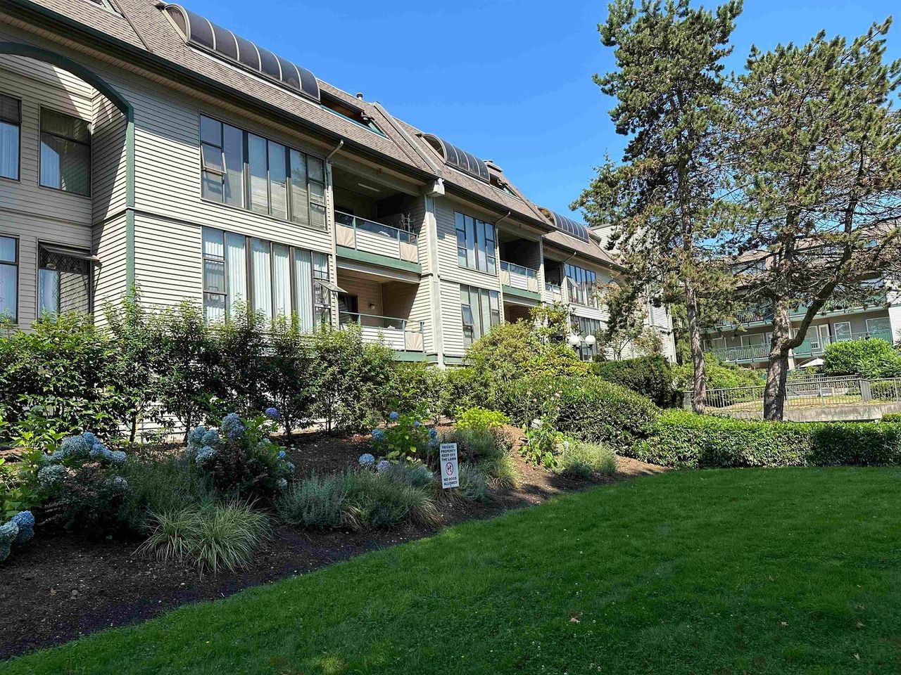 2925-glen-drive-north-coquitlam-coquitlam-16 at 208 - 2925 Glen Drive, North Coquitlam, Coquitlam 2925-glen-drive-north-coquitlam-coquitlam-16 at 208 - 2925 Glen Drive, North Coquitlam, Coquitlam