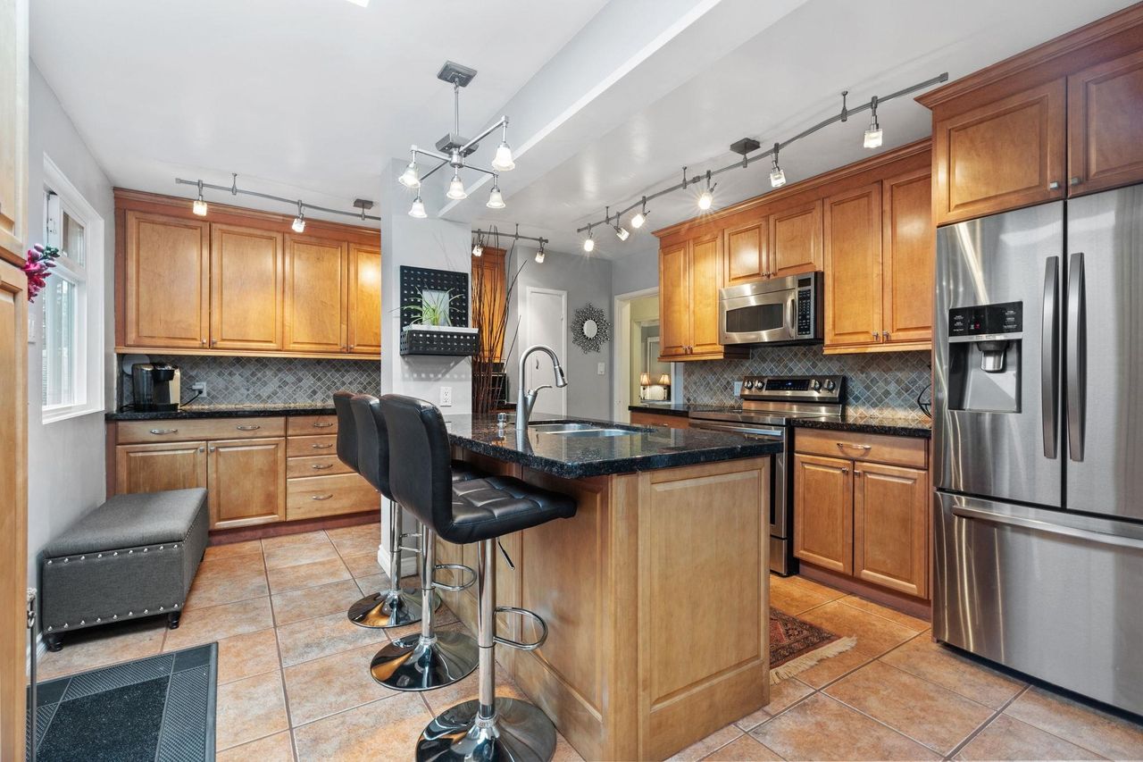at 1171 Handsworth Road, Canyon Heights NV, North Vancouver  at 1171 Handsworth Road, Canyon Heights NV, North Vancouver