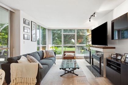 5611-goring-street-brentwood-park-burnaby-north-01