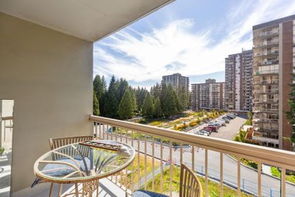 2008-fullerton-avenue-pemberton-nv-north-vancouver-04