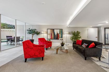 2135-argyle-avenue-dundarave-west-vancouver-03