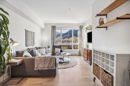 40437-tantalus-road-garibaldi-estates-squamish-02