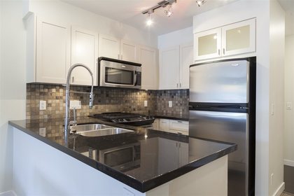 405-skeena-street-renfrew-ve-vancouver-east-04