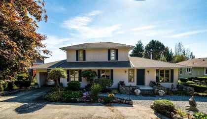 1380-queens-avenue-ambleside-west-vancouver-02