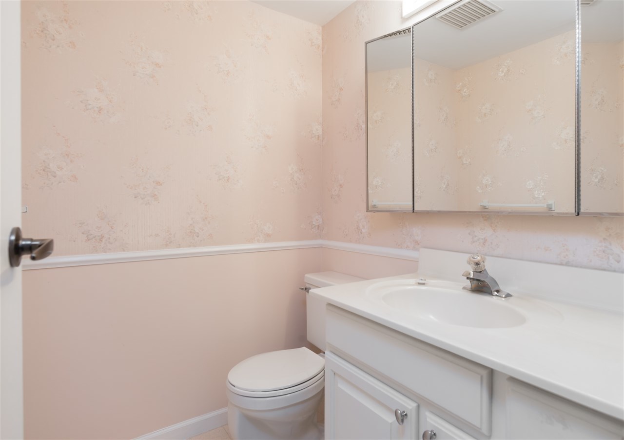bathroom at 208 - 414 Draycott Road, Lynn Valley, North Vancouver bathroom at 208 - 414 Draycott Road, Lynn Valley, North Vancouver