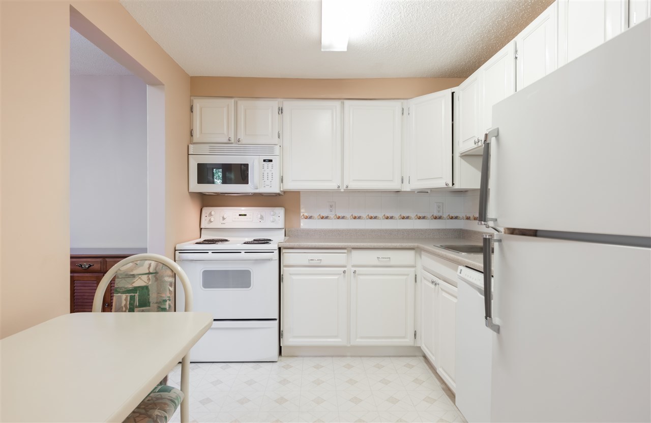 kitchen at 208 - 414 Draycott Road, Lynn Valley, North Vancouver kitchen at 208 - 414 Draycott Road, Lynn Valley, North Vancouver