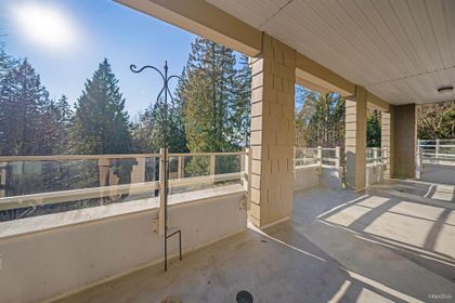 560-raven-woods-drive-roche-point-north-vancouver-03
